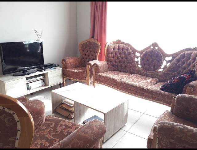 2 BEDROOM HOUSE RENTED IN SALISBURY PARK